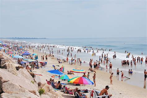 Best Beaches in Rhode Island | Find Your Ideal RI Beach