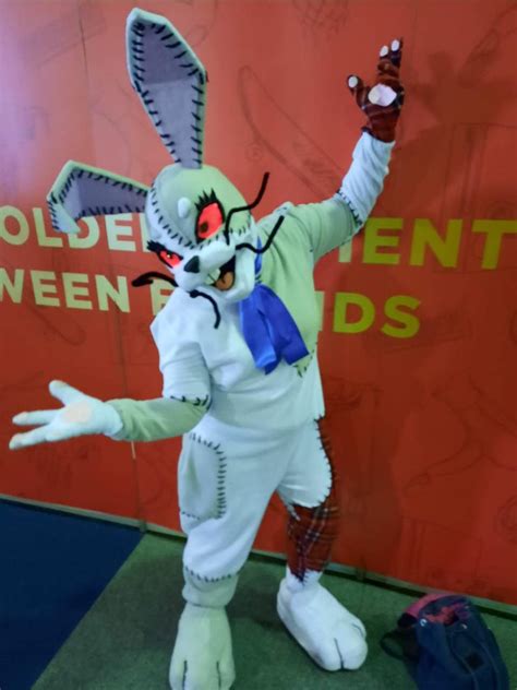 Vanny Cosplay at Comic Con Africa | Five Nights At Freddy's Amino