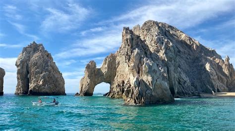 The Iconic Arch of Cabo San Lucas - CaboLuxx