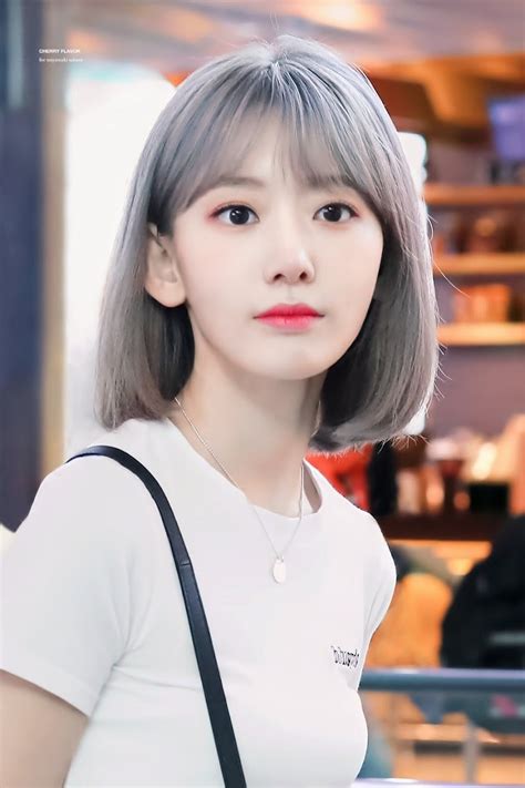 Here Are 9 Hairstyles IZ*ONE's Sakura Pulls Off Flawlessly - Koreaboo