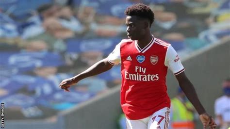 Bukayo Saka signs new contract with Arsenal