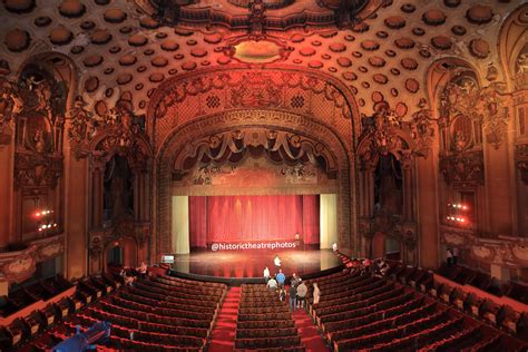 Los Angeles Theatre - Historic Theatre Photography