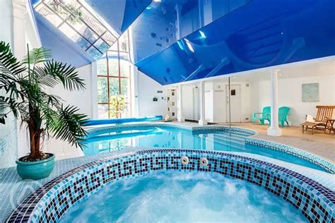 Campsites with swimming pools onsite - both indoor and outdoor