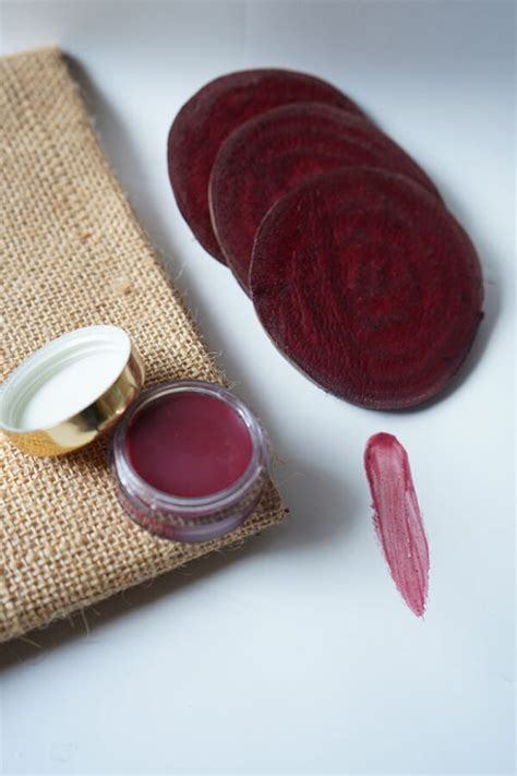 Beetroot Lip Balm - Food & Glow