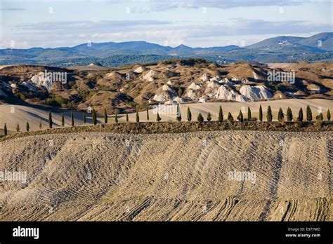 europe, italy, tuscany, siena, crete senesi, landscape Stock Photo - Alamy