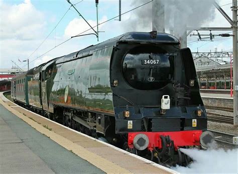 34067 Tangmere | Train pictures, Steam railway, Steam locomotive