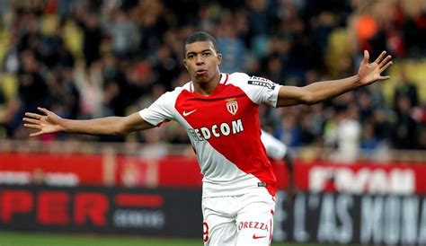 El debut de Kylian Mbappé con 16 años