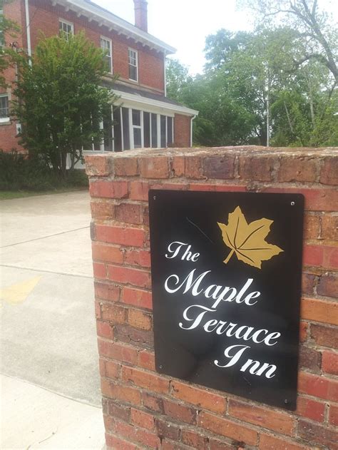 MAPLE TERRACE INN - Updated 2024 Reviews & Photos