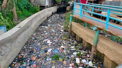 Nasib Sungai Musi, Air Kehidupan yang Terkepung Pencemaran Parah ...