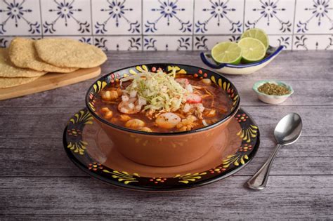 Deliciosa recetas mexicanas pozole rojo | Recetas Nestlé