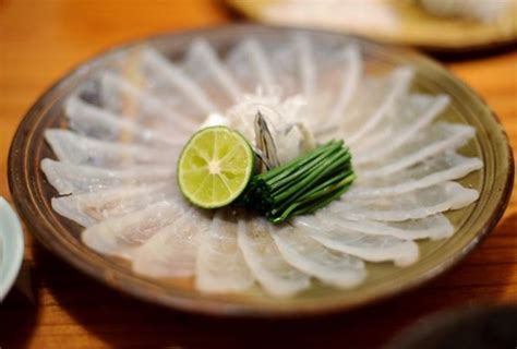 Japanese Cuisine: Why Do Japanese Eat Fugu? | Motivist Japan