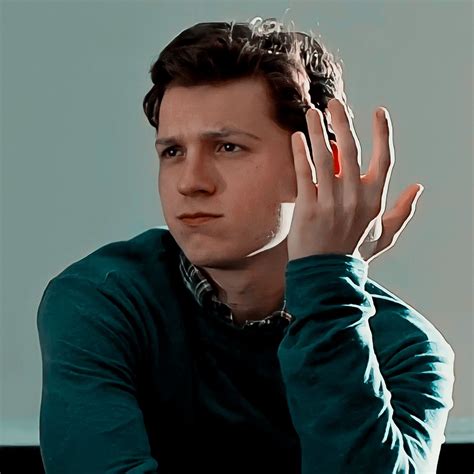 Tom Holland Peter Parker | Tom holland, Tom holland peter parker, Peter ...