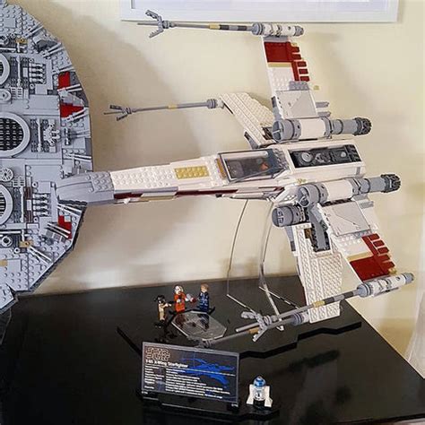 Display stand for LEGO Star Wars: UCS X-Wing (10240) | Wicked Brick