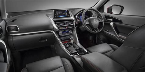 Mitsubishi Eclipse Cross Interior & Infotainment | carwow