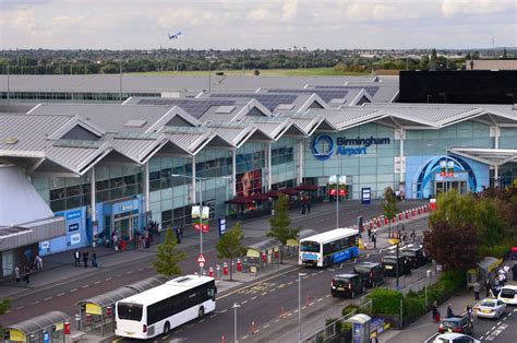 Birmingham Airport Picks Up Two Awards for Best UK Airport – Experience Oxfordshire