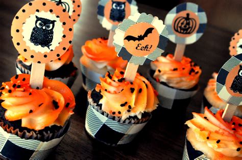 Finding My Aloha: Free PRINTABLE Halloween Cupcake Toppers & Wrappers