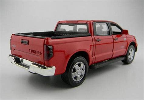 Red / Black /White Kids 1:36 Scale Diecast Toyota Tundra Pickup [NB1T425] : EZBUSTOYS.COM