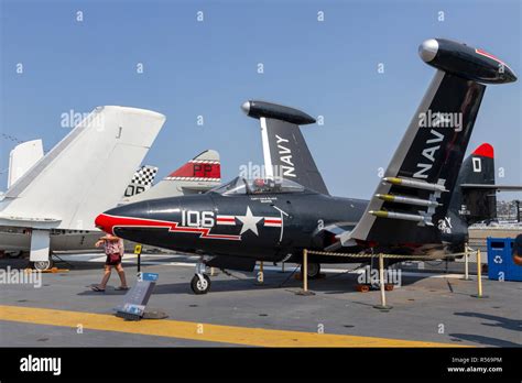 Grumman f9f panther hi-res stock photography and images - Alamy