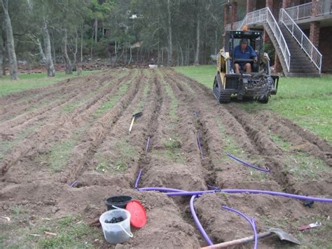 Subsurface irrigation install process :: Civcon Water Services