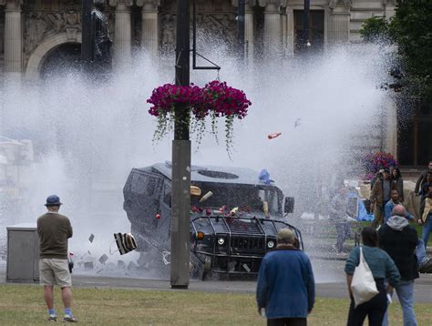 The Flash: Movie fans miss sneak peak of new blockbuster filming in Glasgow after council turn ...