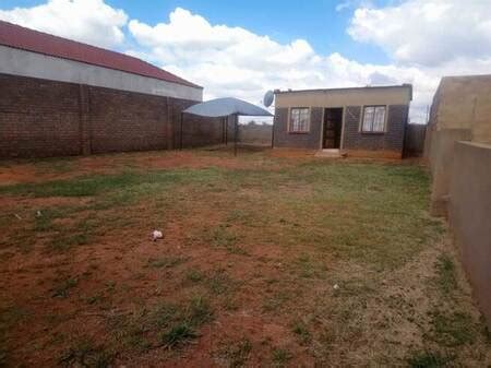 Cheap Houses for Sale in Tsakane from R 160000 | RentUncle