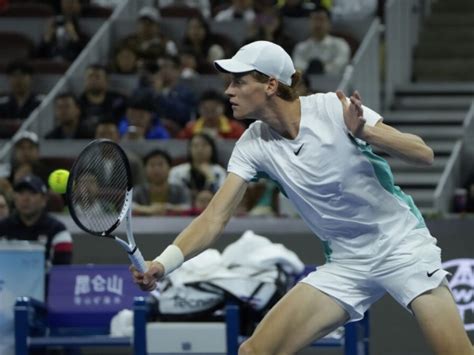 Jannik Sinner Resmi Terkualifikasi Untuk ATP Finals Musim 2023 | Liga ...