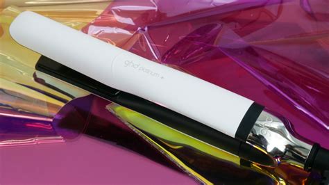 GHD Platinum Plus Straightener’s Self-Adjusting Heat Means No More Burned Hair | Review | Allure