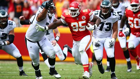 Looking Back at the Chiefs' Most Memorable Defensive Performances in 2017