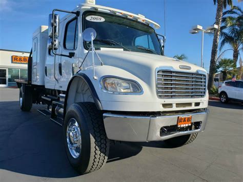 Freightliner 4x4 Crew Cab with Sleeper and 10ft Deck - Automatic Trans ...