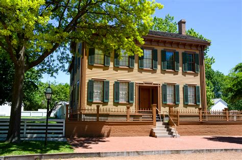 Abraham Lincoln Presidential Library & Museum – Presidential Leadership