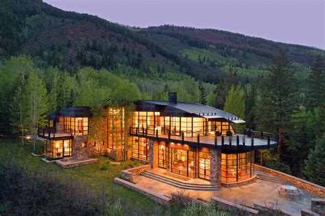 Luxury Living: Mountain Homes | Christie's