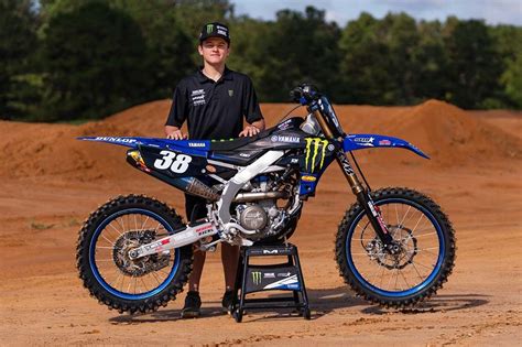 Haiden Deegan signs with Star Yamaha Racing