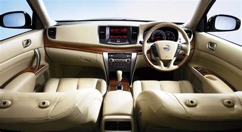 Nissan-Teana-2013-250XV-Interior Car Photos - Overdrive