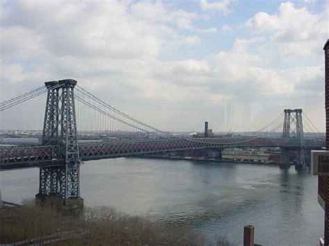 File:Above Williamsburg Bridge.jpg - Wikimedia Commons