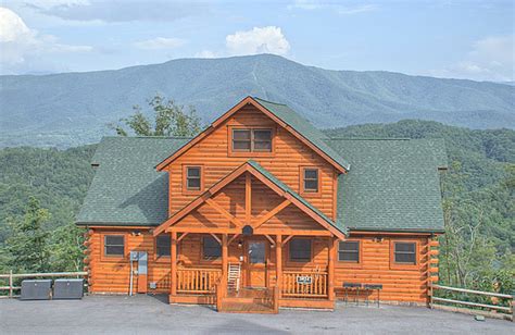 Large Cabin Rentals (Pigeon Forge, TN) - Resort Reviews - ResortsandLodges.com