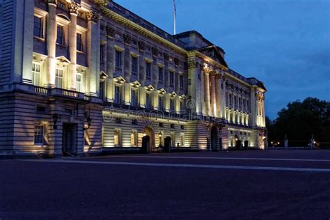 Buckingham Palace, London at Night. Lit Up from Front. Editorial Image ...