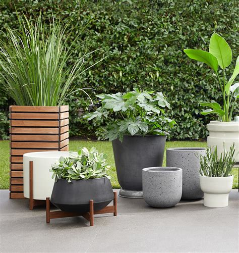 Dell All-Weather Planter | Small backyard landscaping, Small backyard, Small garden design