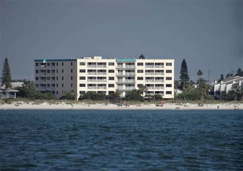 Sand Pebble Resort - Treasure Island, FL