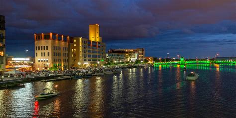 Get In The Game, On The Water in Green Bay, Wisconsin | Rediscover America