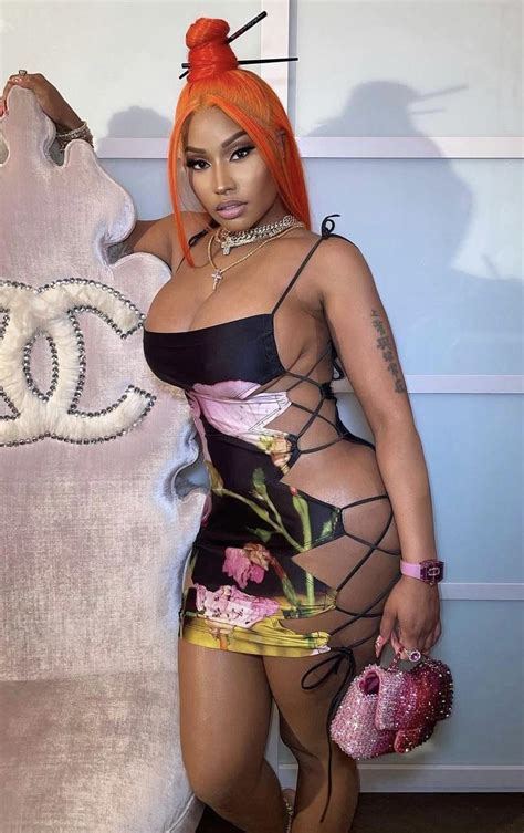 Incredible curves : r/Nicki_Minaj