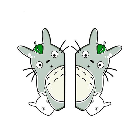 My Neighbor Totoro ‘Oh And Chibi Totoro | Surprised’ Vinyl Car Peeker Sticker - Little Sticker Store