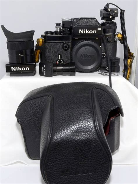 Nikon F2 Photomic Black with various accessories - Catawiki