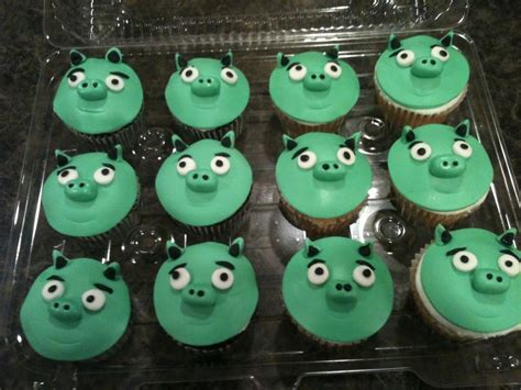 Angry Birds Pigs - CakeCentral.com