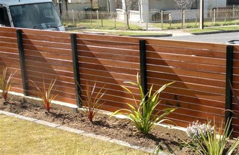 Horizontal Slat Fence Beautify The ... | Fence design, Backyard fences ...