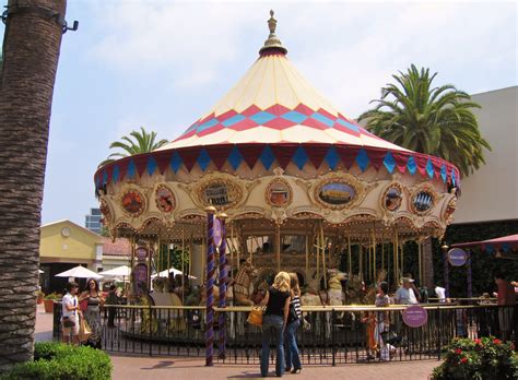 Fashion Island carousel – Donovan Blatt Realty