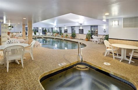 Hotel Amenities - Hampton Inn Sturbridge