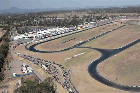 Queensland Raceway aka Paperclip - Your Ultimate Source for Motorsport Insights and Stories