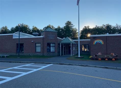 Laconia – Pleasant Street Elementary School Location | Boys & Girls ...