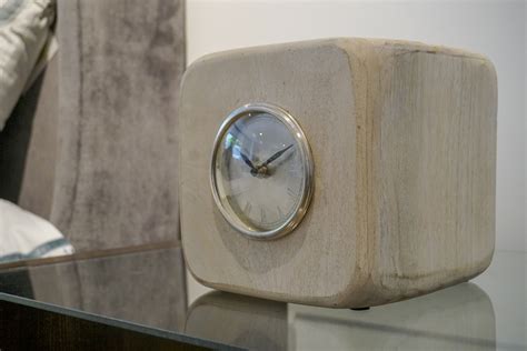 Wooden Cube Clock