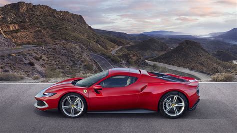 Ferrari 296 GTS (2023) - picture 4 of 20